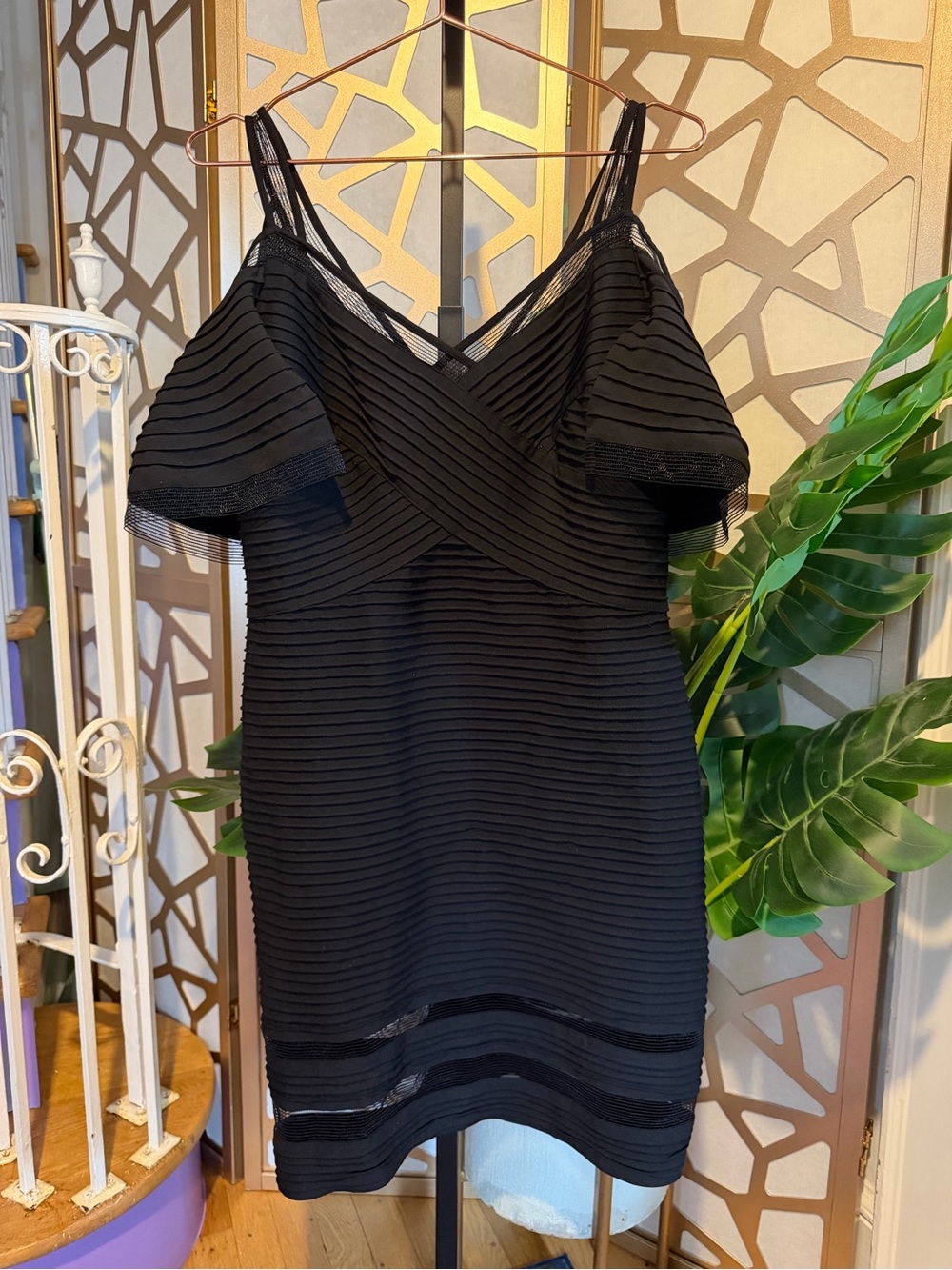 Tadashi Shoji Black Cold-Shoulder Ribbed Midi Dress